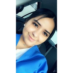 Meet your Posher, Llulisa